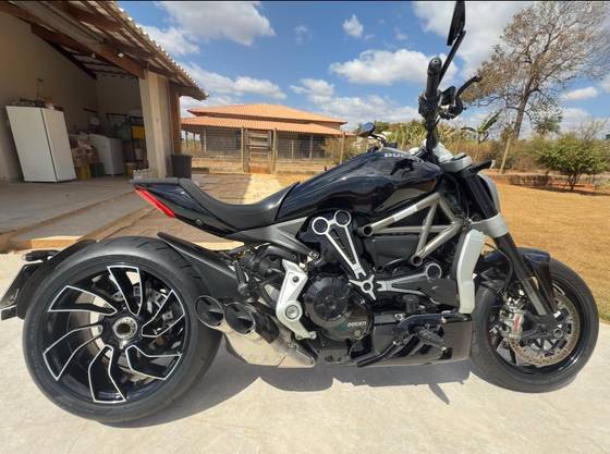 DUCATI XDIAVEL S 